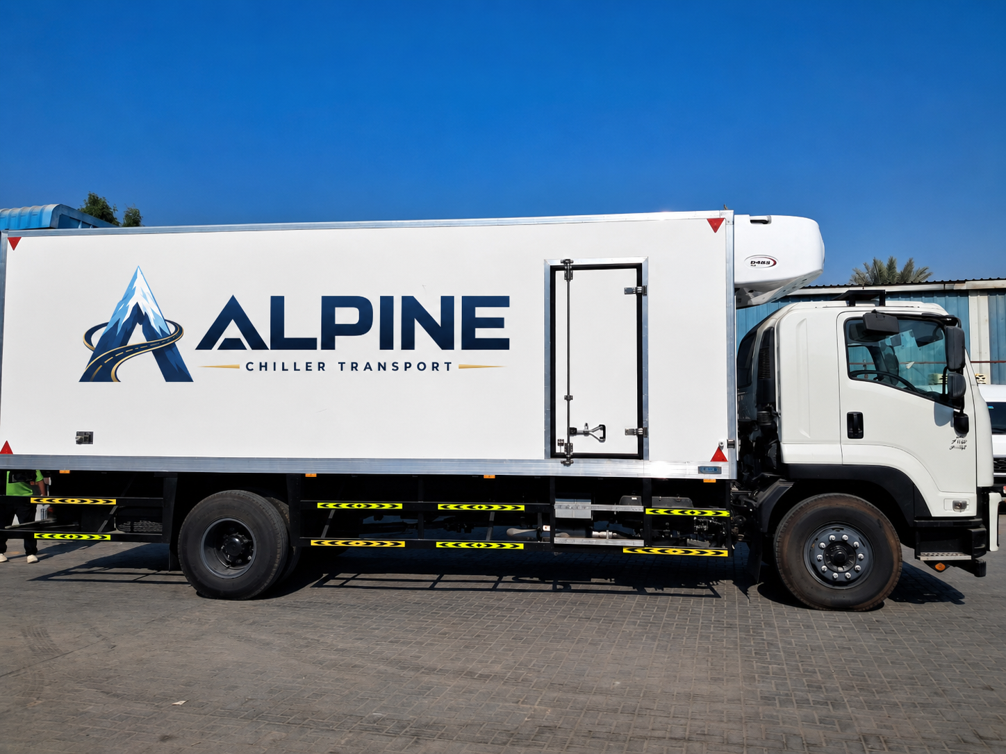 Reefer truck temperature controlled transport